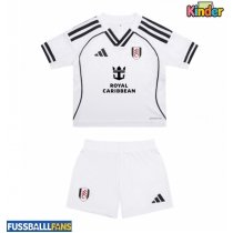 Fulham Heimtrikotsatz Kinder 2025-26 Kurzarm (+ Kurze Hosen)